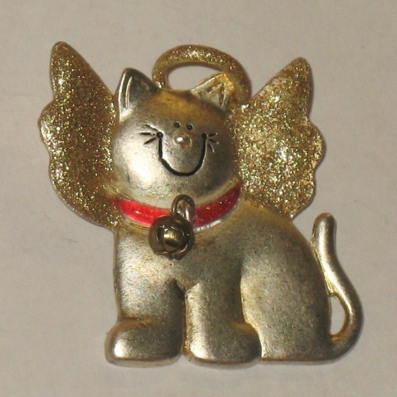 VINTAGE COLLECTIBLE CAT ANGEL PIN - Picture 1 of 2